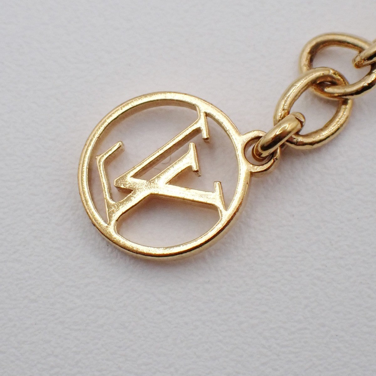 LOUIS VUITTON LV Logo Essential V Bracelet Gold-Plated Italy M61084 36RL847