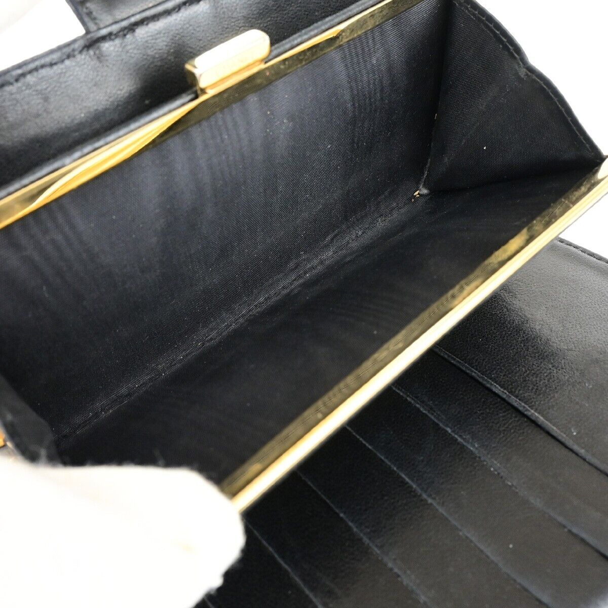 CHANEL CC Logo Long Bifold Wallet Purse Caviar Skin Leather Black GHW 33EB273