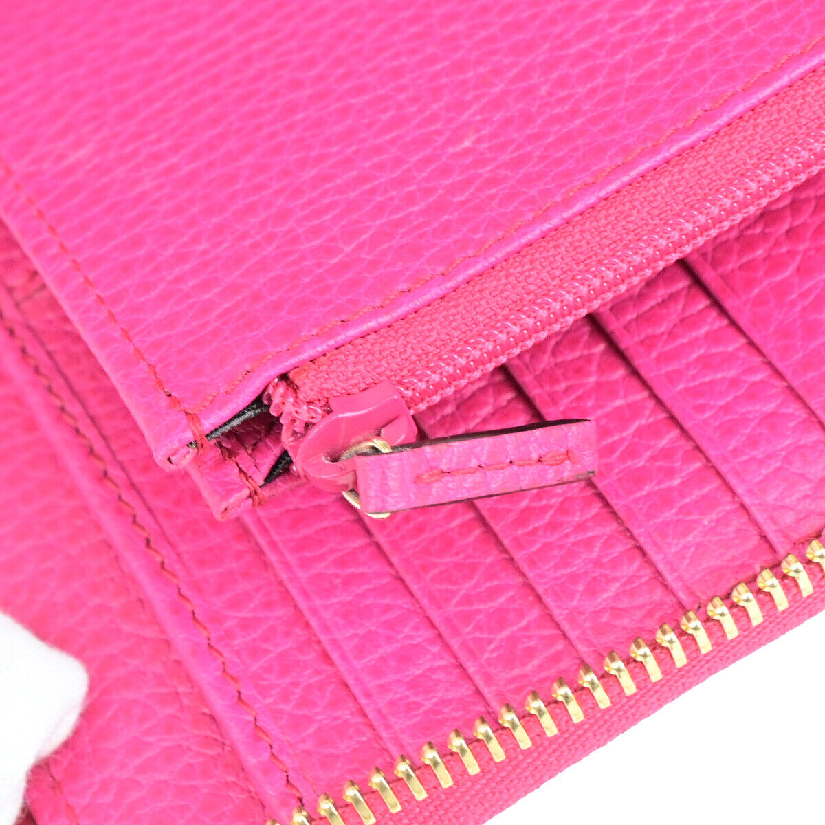 GUCCI Logo Zipper Around Wallet Purse Leather Pink Gold Italy 31RK310