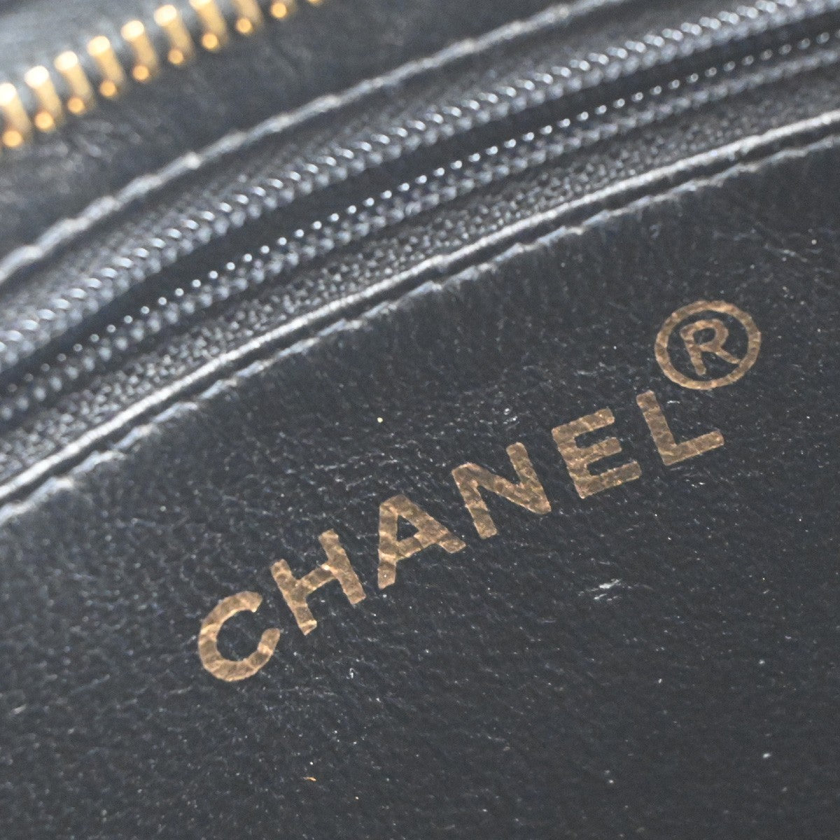 CHANEL Medallion Matelasse Shoulder Bag Calfskin Leather Black Vintage 307RF880