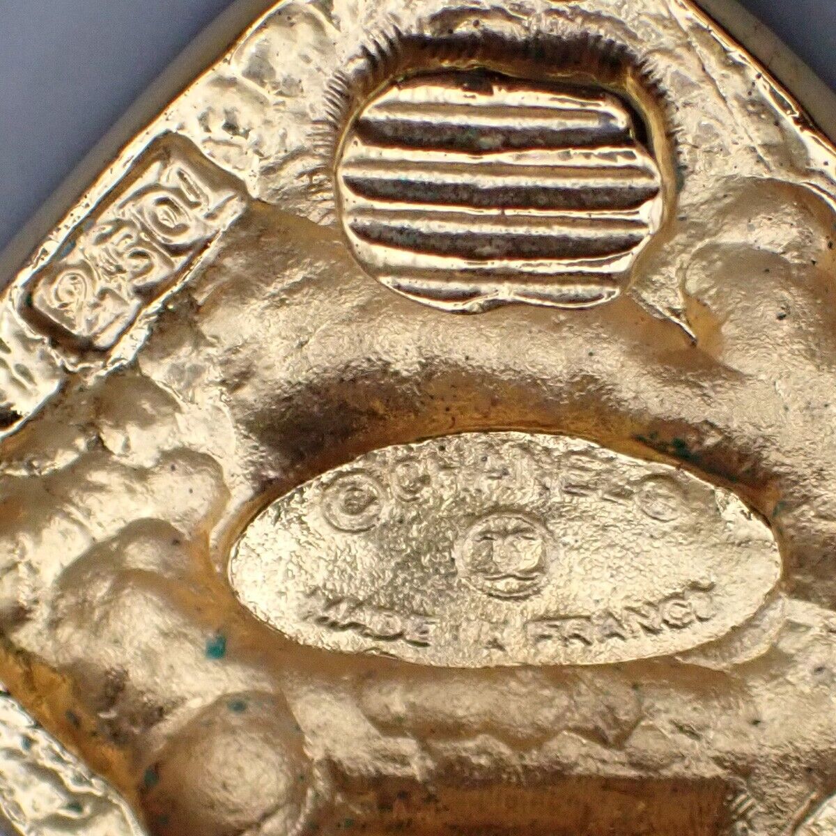 CHANEL CC Logo Diamond Shape Earrings Clip-On Gold GHW France Vintage 34YG565