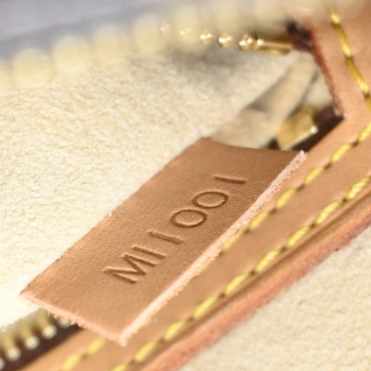 LOUIS VUITTON Looping MM Shoulder Bag Monogram Leather BN France M51146 98KD187
