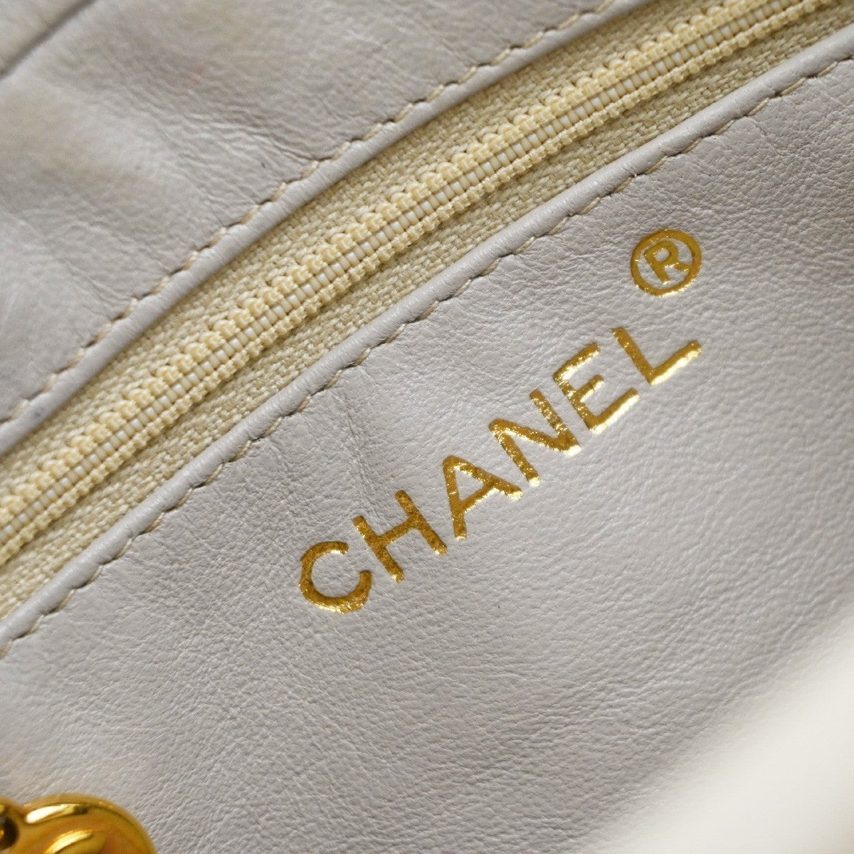 CHANEL CC Matelasse Chain Mini Shoulder Bag Leather White GHW Vintage 59RP109