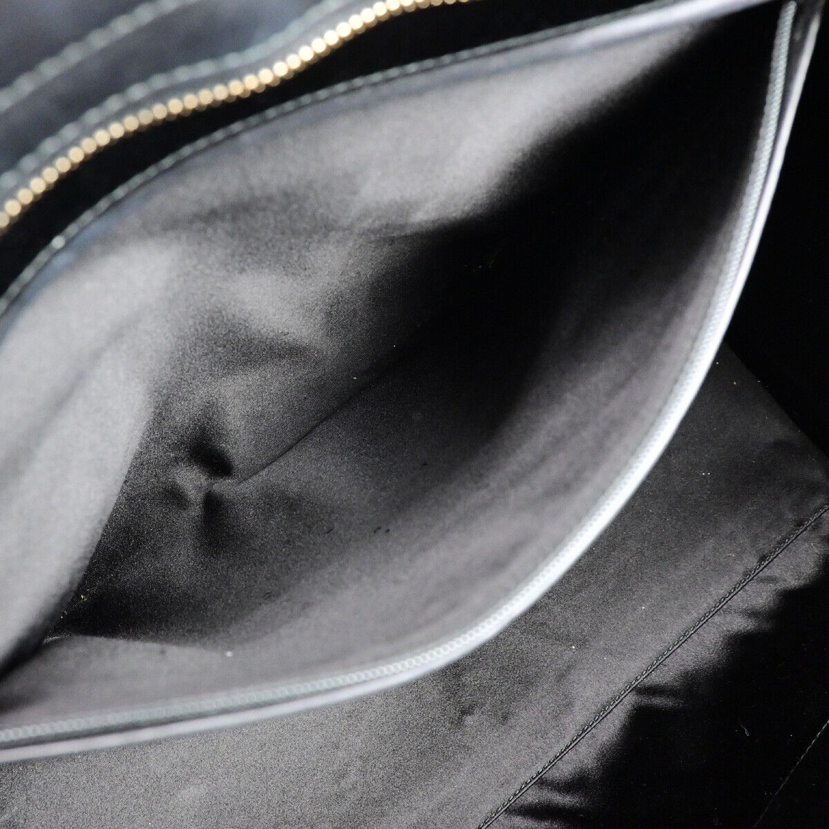 YVES SAINT LAURENT Y Line Cabas Chyc Hand Bag Leather Black GHW Italy 22YG428
