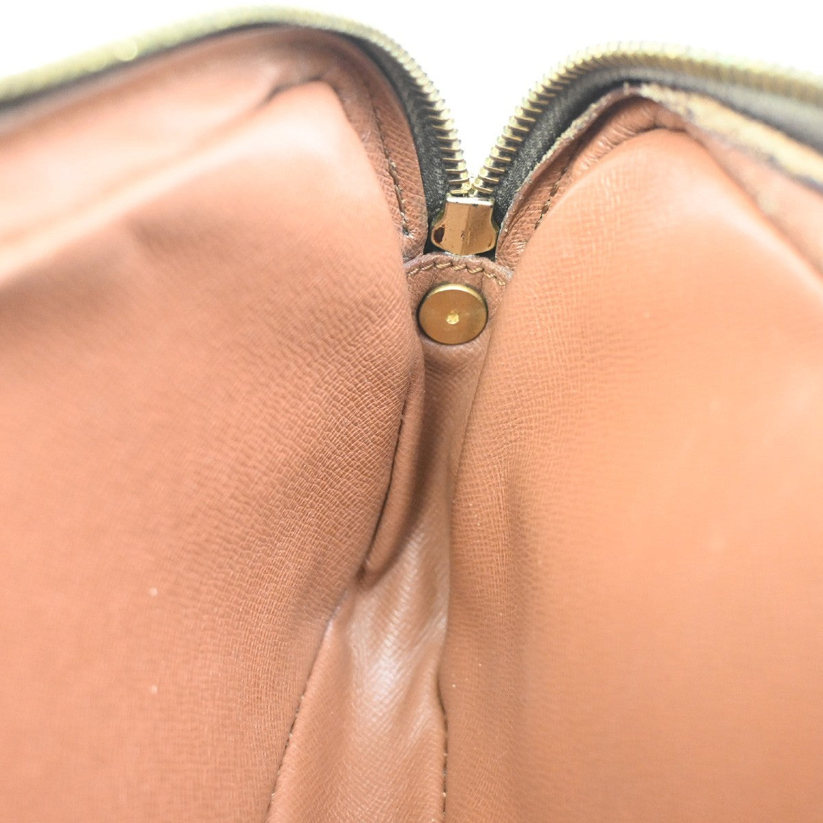 LOUIS VUITTON Marly Dragonne PM Clutch Hand Bag Monogram Leather M51827 07KD186
