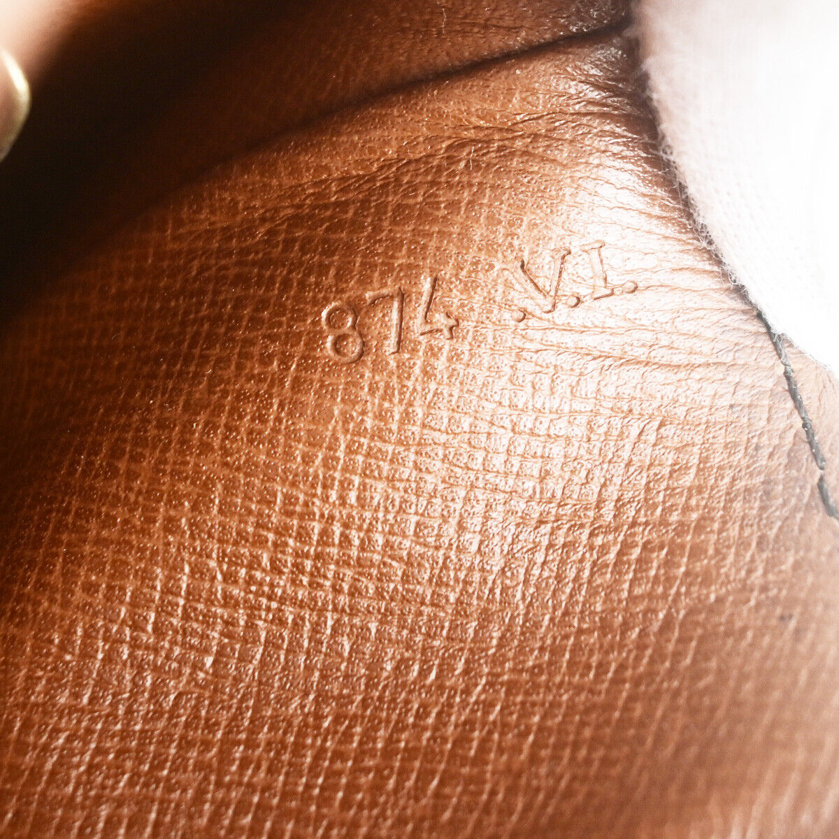 LOUIS VUITTON Saint Cloud GM Shoulder Bag Monogram Leather Brown M51242 30YF362