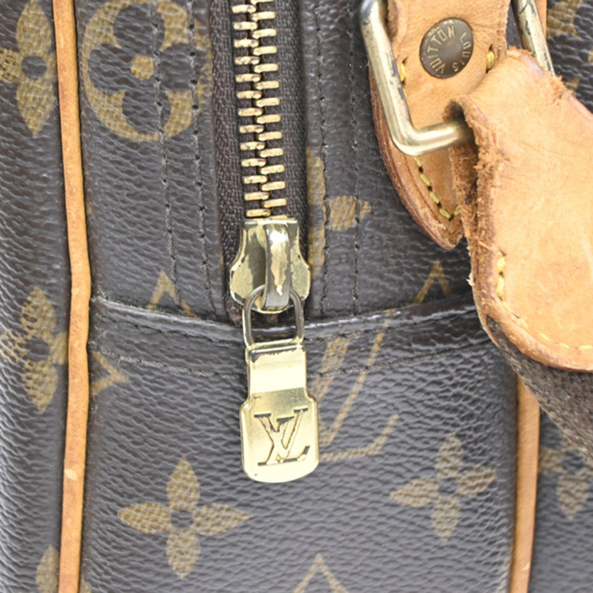 LOUIS VUITTON Reporter Crossbody Shoulder Bag Monogram Leather BN M45254 32MA568