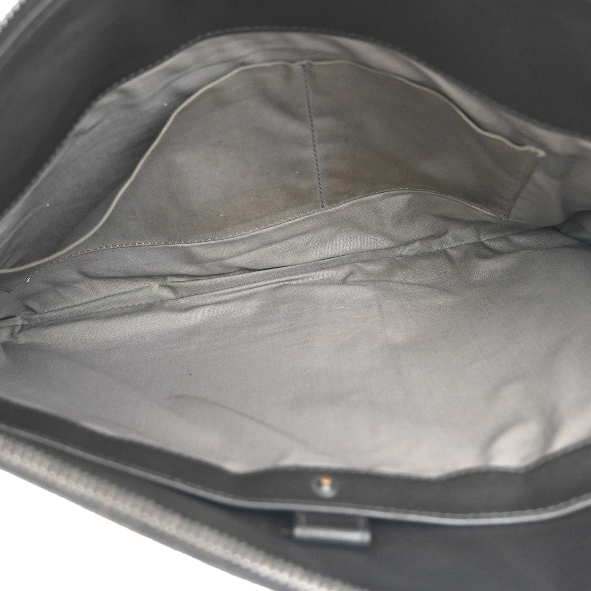 BOTTEGA VENETA Logo Intrecciato Clutch Hand Bag Leather Black Blue Red 04EG080