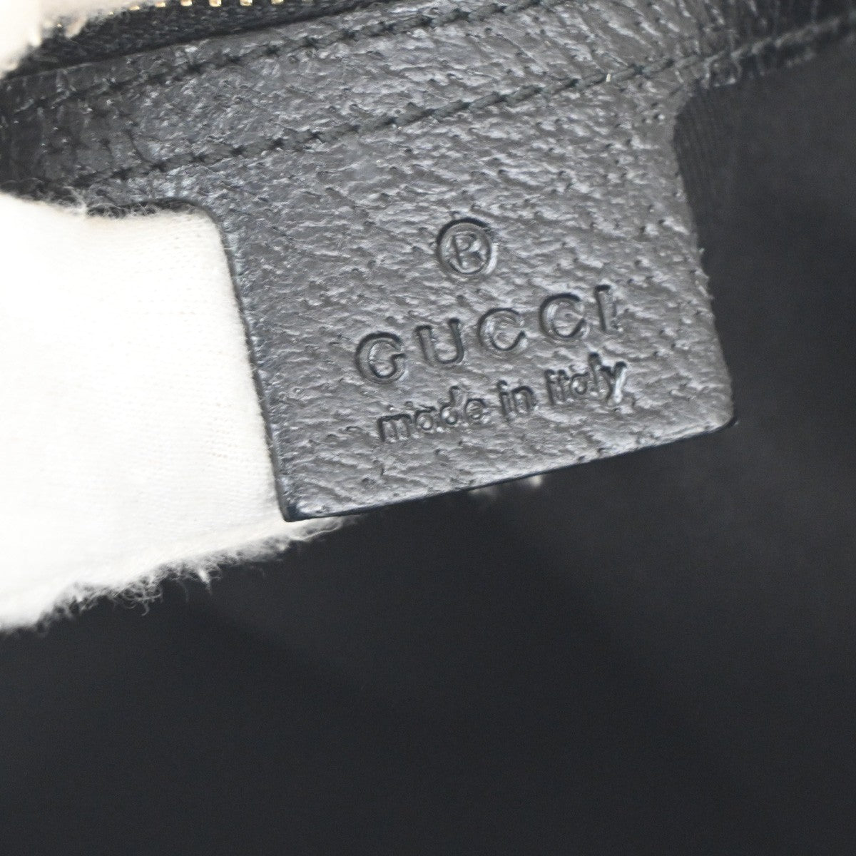 GUCCI Logo GG Pattern Shoulder Bag Canvas Leather Black GHW Italy 73KC453