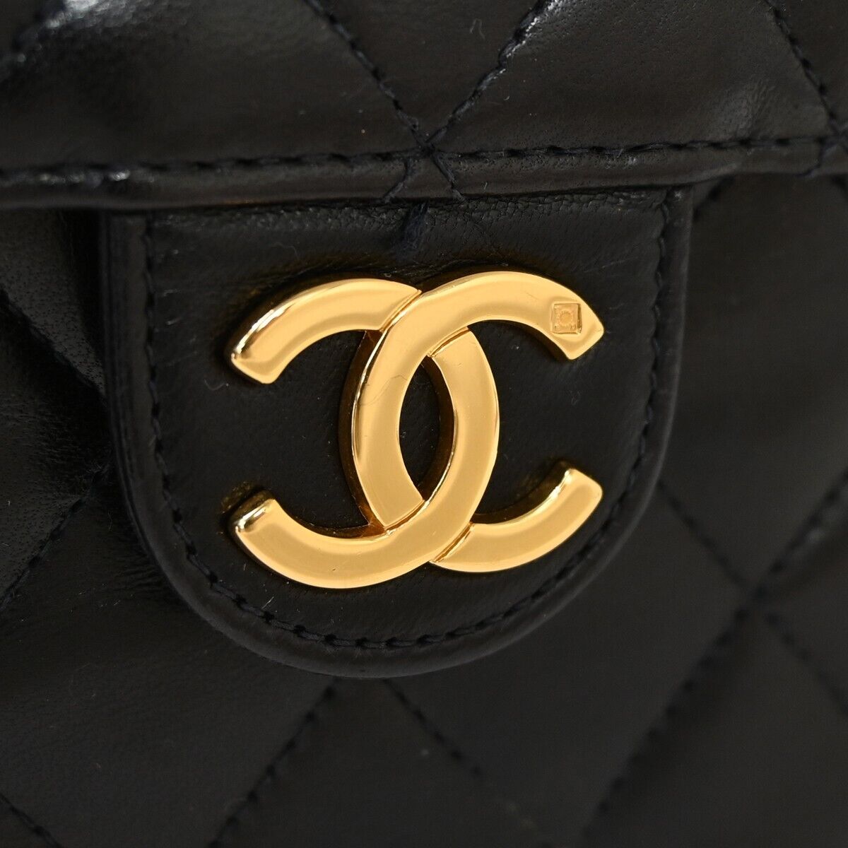 CHANEL CC Matelasse 25 Chain Shoulder Bag Leather Black GHW Vintage 880RJ063