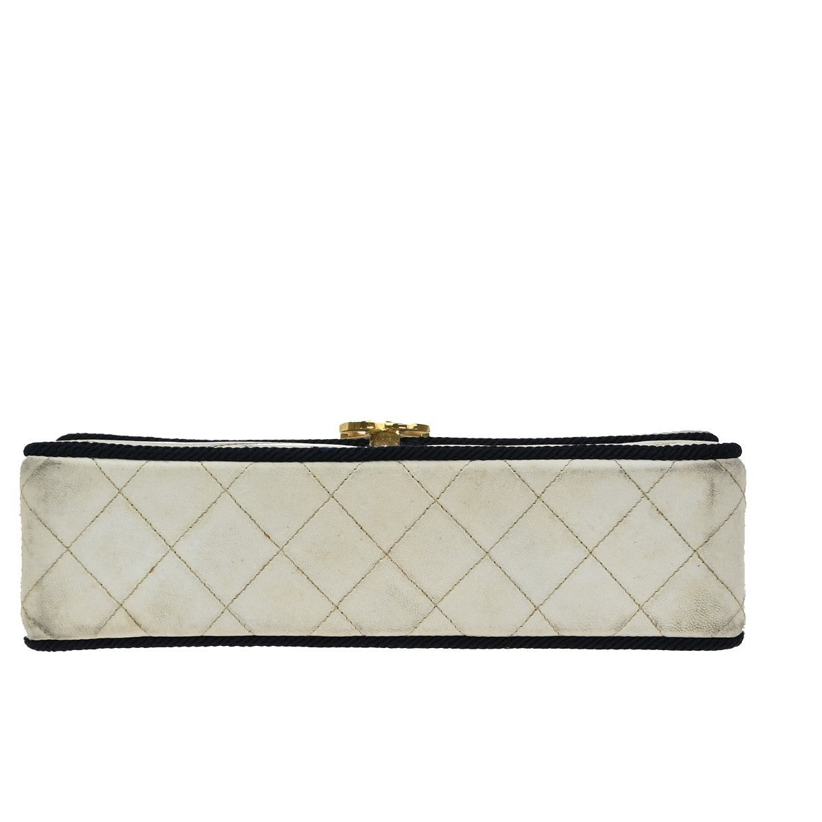 CHANEL CC Logo Wave Stitch Chain Shoulder Bag Leather White Vintage 49RF791