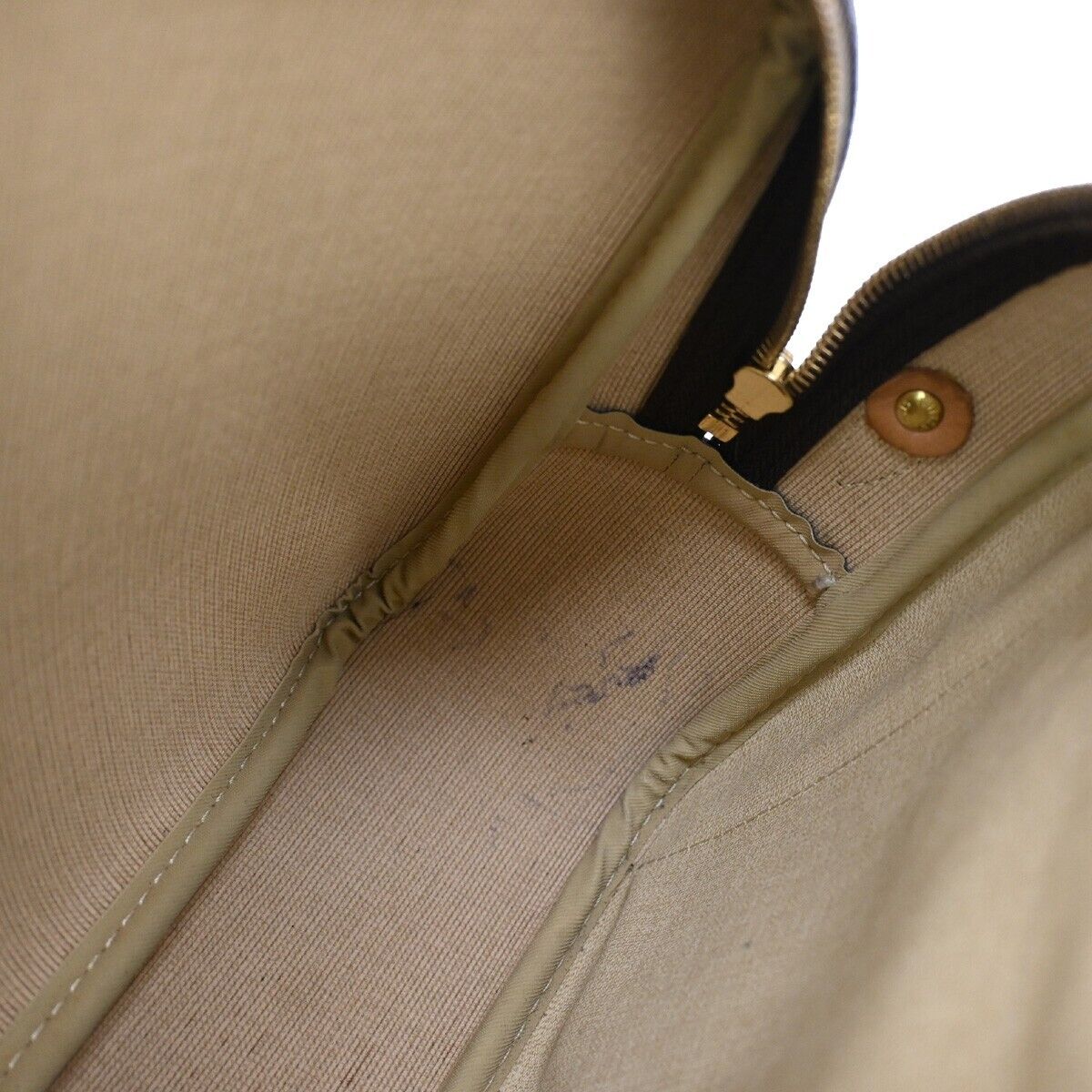 LOUIS VUITTON Reporter PM Crossbody Shoulder Bag Monogram Leather M45254 64YD410