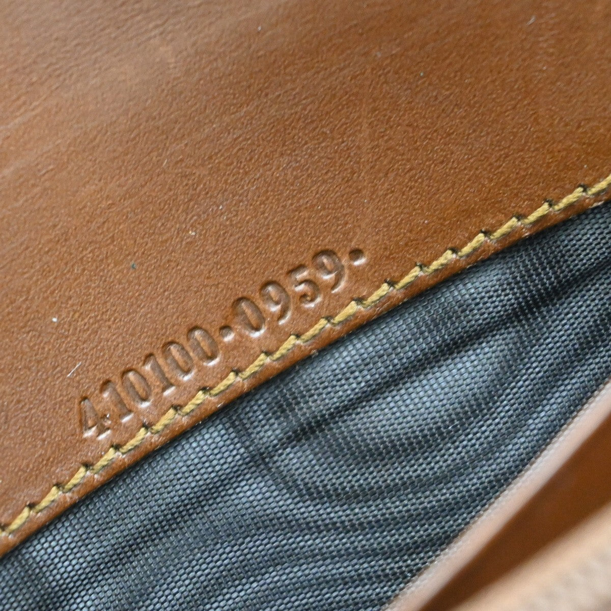 GUCCI Logo GG Pattern Long Bifold Wallet Supreme Leather Brown 62EE139