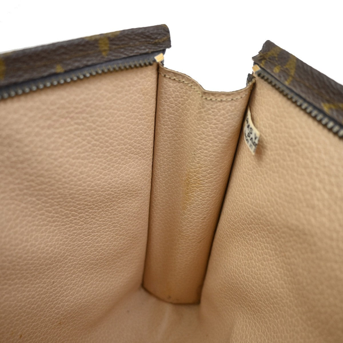 LOUIS VUITTON Poche Toilette 26 Clutch Pouch Bag Monogram Leather M47542 01YJ181