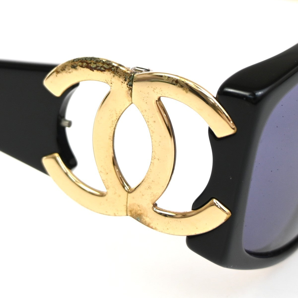 CHANEL CC Logo Sunglasses Eye Wear Plastic Black Gold Italy 02461 66RL540
