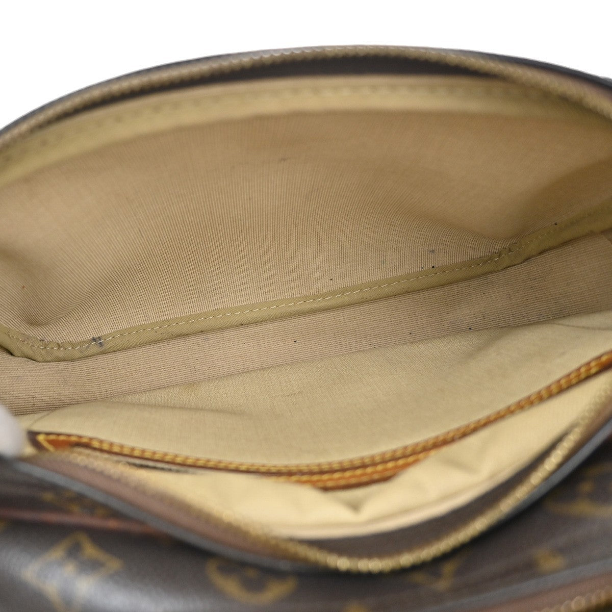 LOUIS VUITTON Reporter PM Crossbody Shoulder Bag Monogram Leather M45254 66KP106