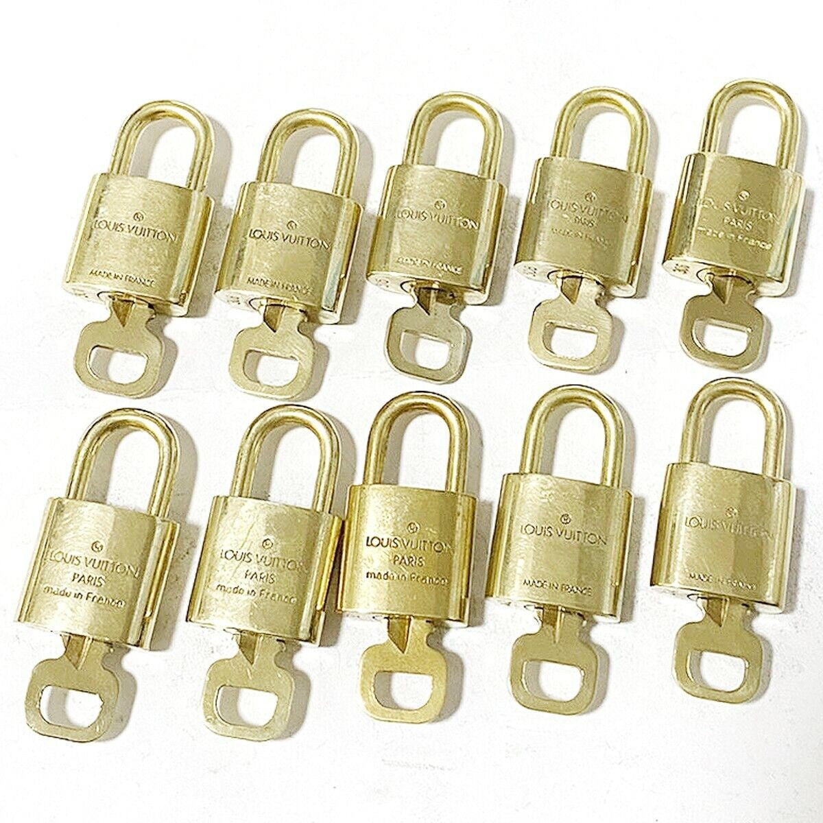 LOUIS VUITTON LV 10 SET PADLOCK KEY BAG CHARM CADENA GOLD-PLATED FRANCE 31MT193