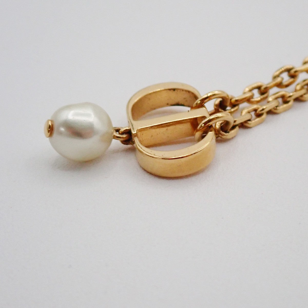 CHRISTIAN DIOR Petit CD Necklace Metal Gold Finish Imitation Pearl GHW 30RL866