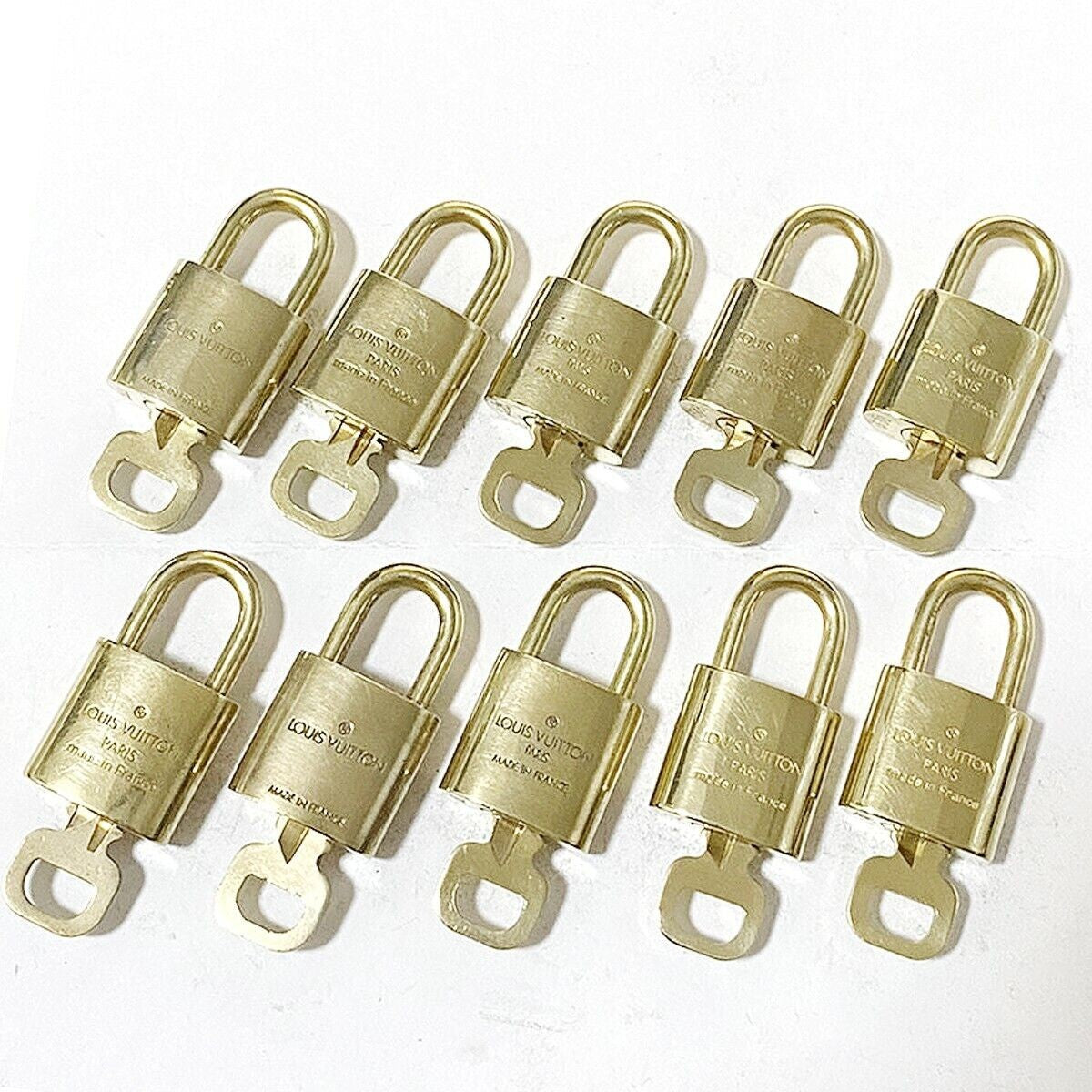 LOUIS VUITTON LV 10 SET PADLOCK KEY BAG CHARM CADENA GOLD-PLATED FRANCE 35MT272
