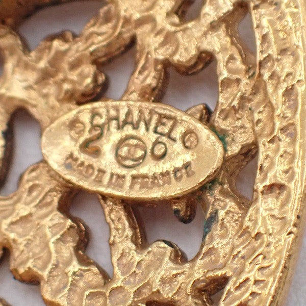 CHANEL CC Logo Oval Earrings 26 Clip-On Gold France Vintage 83RL873