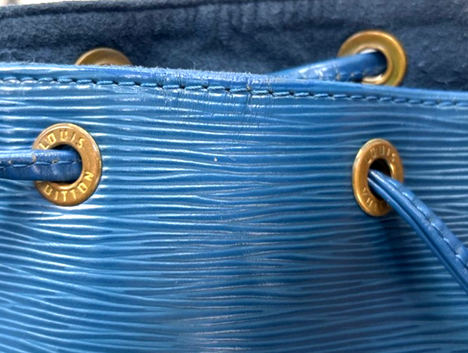 LOUIS VUITTON Noe GM Drawstring Shoulder Bag Epi Leather Blue M44005 80MA217