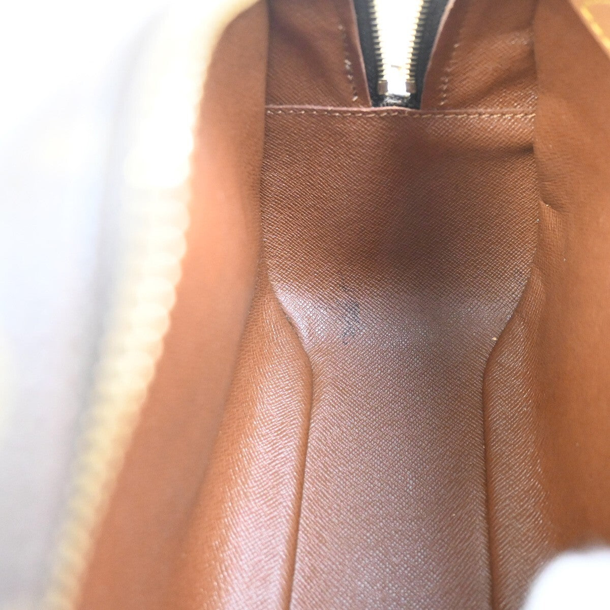 LOUIS VUITTON Blois Crossbody Shoulder Bag Monogram Leather Brown M51221 70EE809