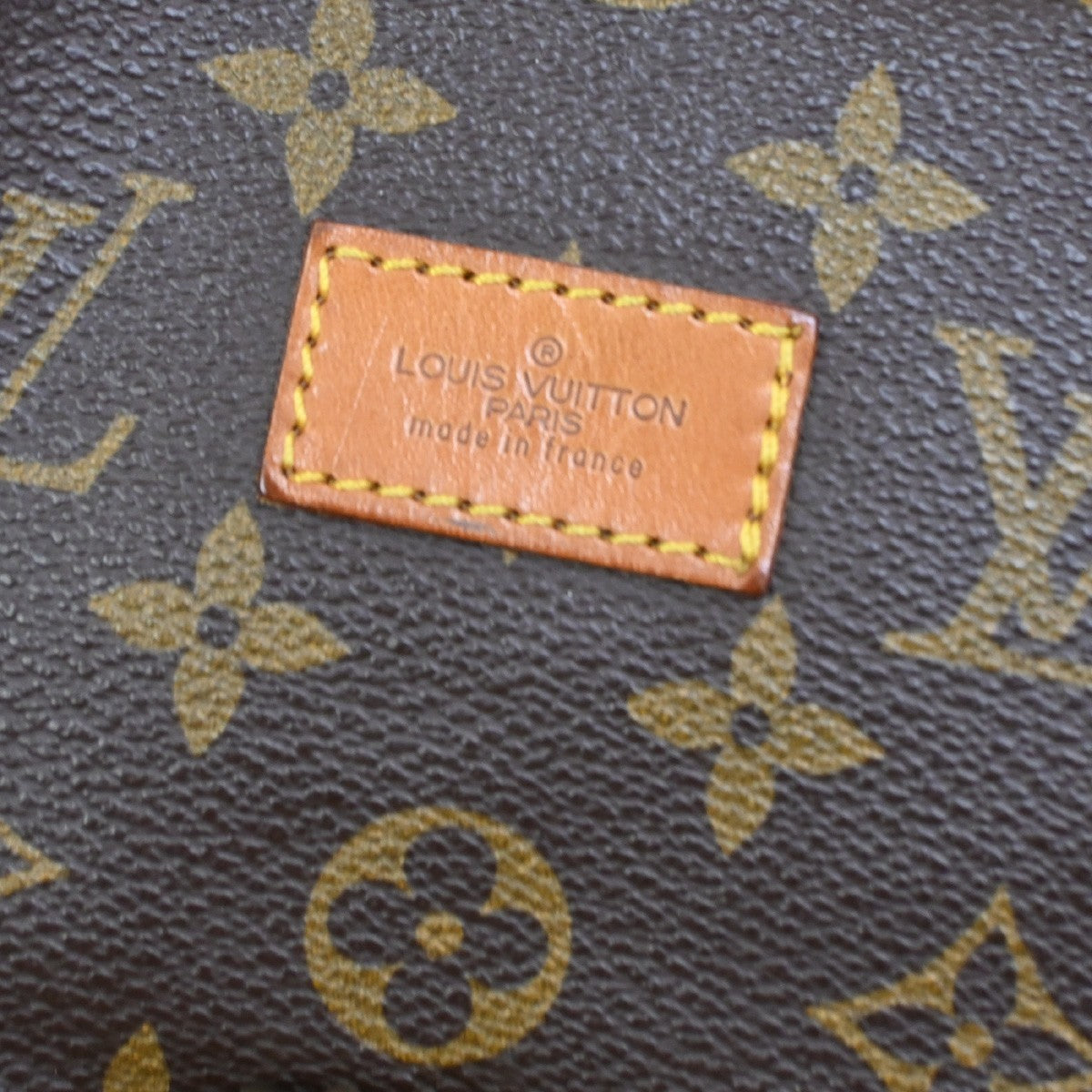 LOUIS VUITTON Saumur 35 Shoulder Bag Monogram Leather BN France M42254 86CA840