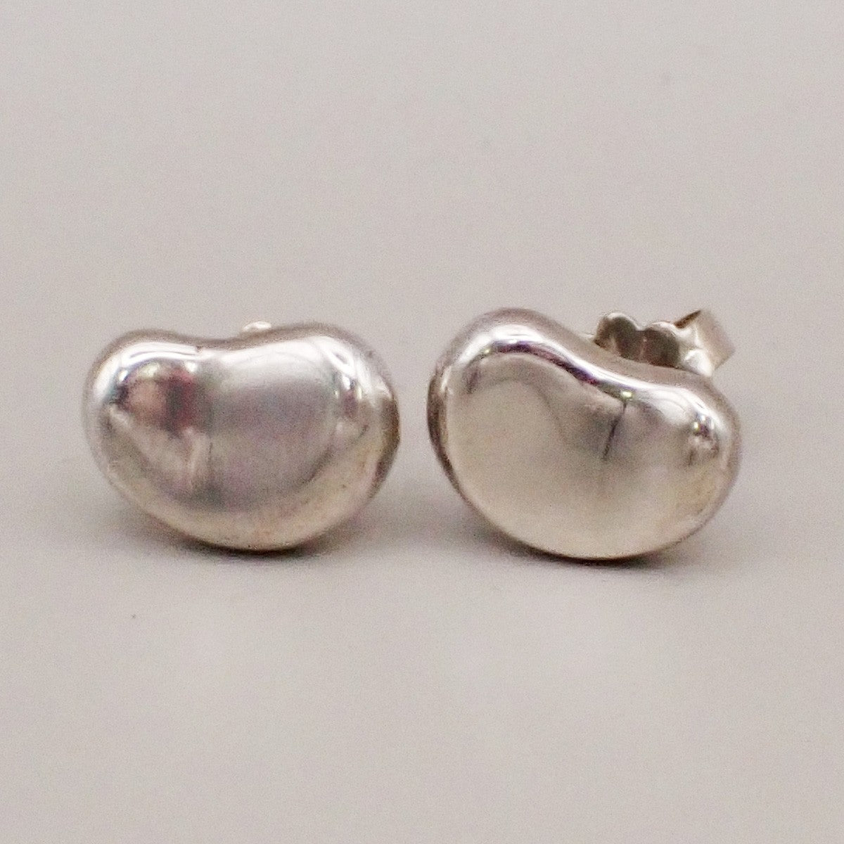 Tiffany & Co. Logo Beans Earrings Silver 925 Elsa Peretti 02YH740