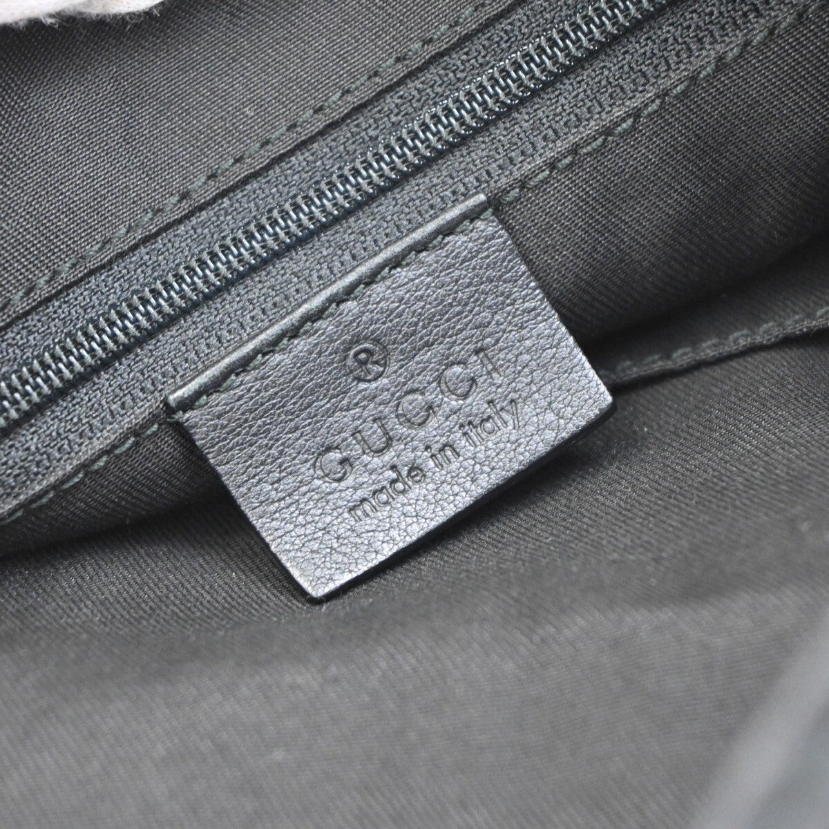 GUCCI Logo Sukey GG Pattern Shoulder Bag Canvas Leather Black Italy 30EE281