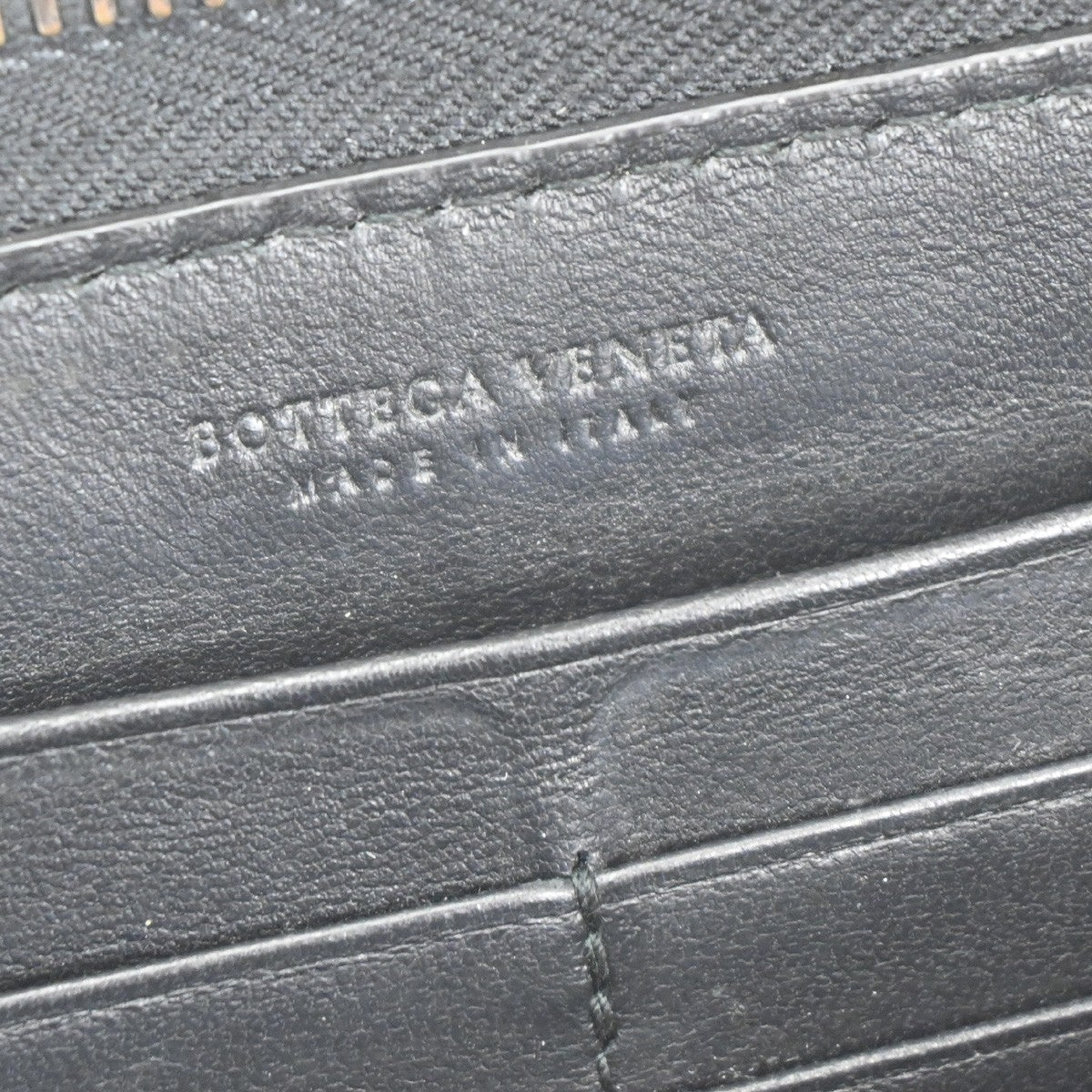 BOTTEGA VENETA Logo Intrecciato Long Zipper Around Wallet Leather Black 09TA155