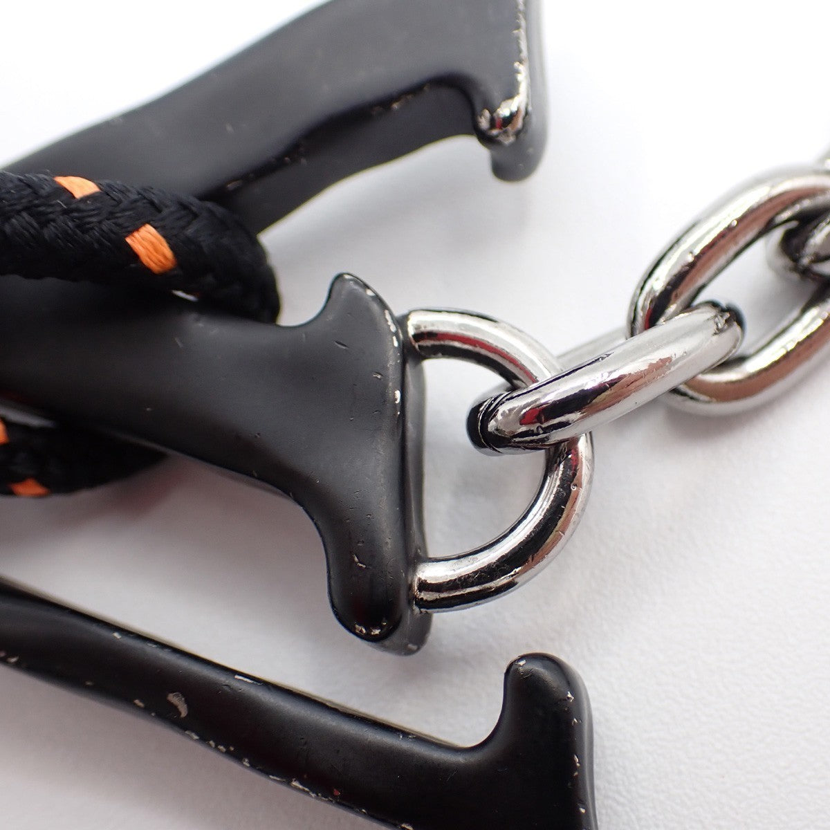 LOUIS VUITTON Porete Cles LV Shaped Rope Key Chain Black Silver MP2617 32KP063