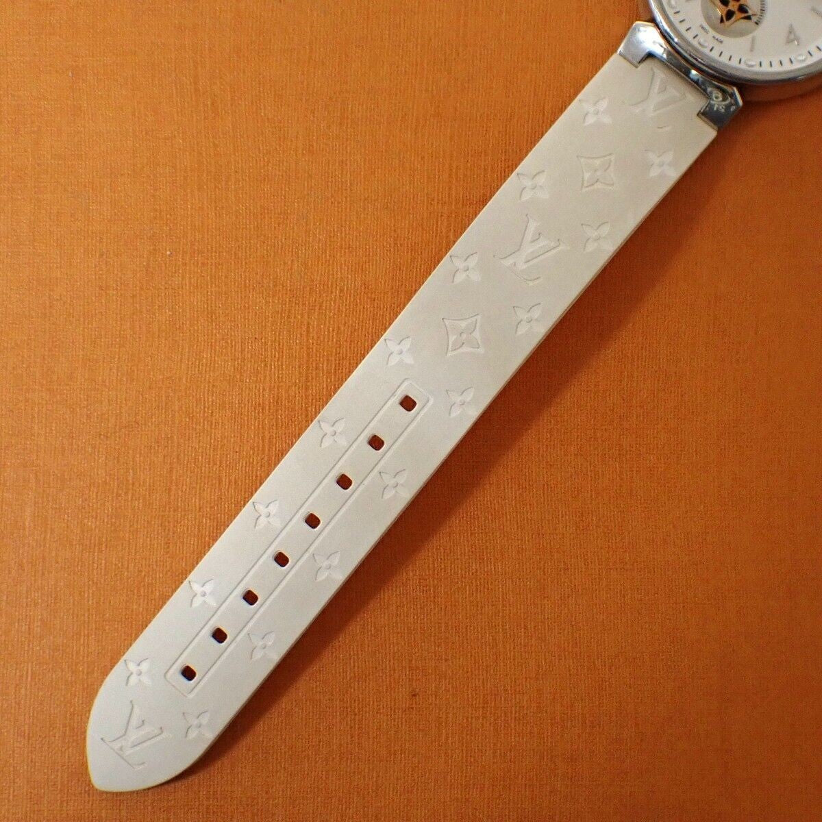 LOUIS VUITTON Tambour Moonstar Quartz Watch Rubber Band White Q8J10 680RH773