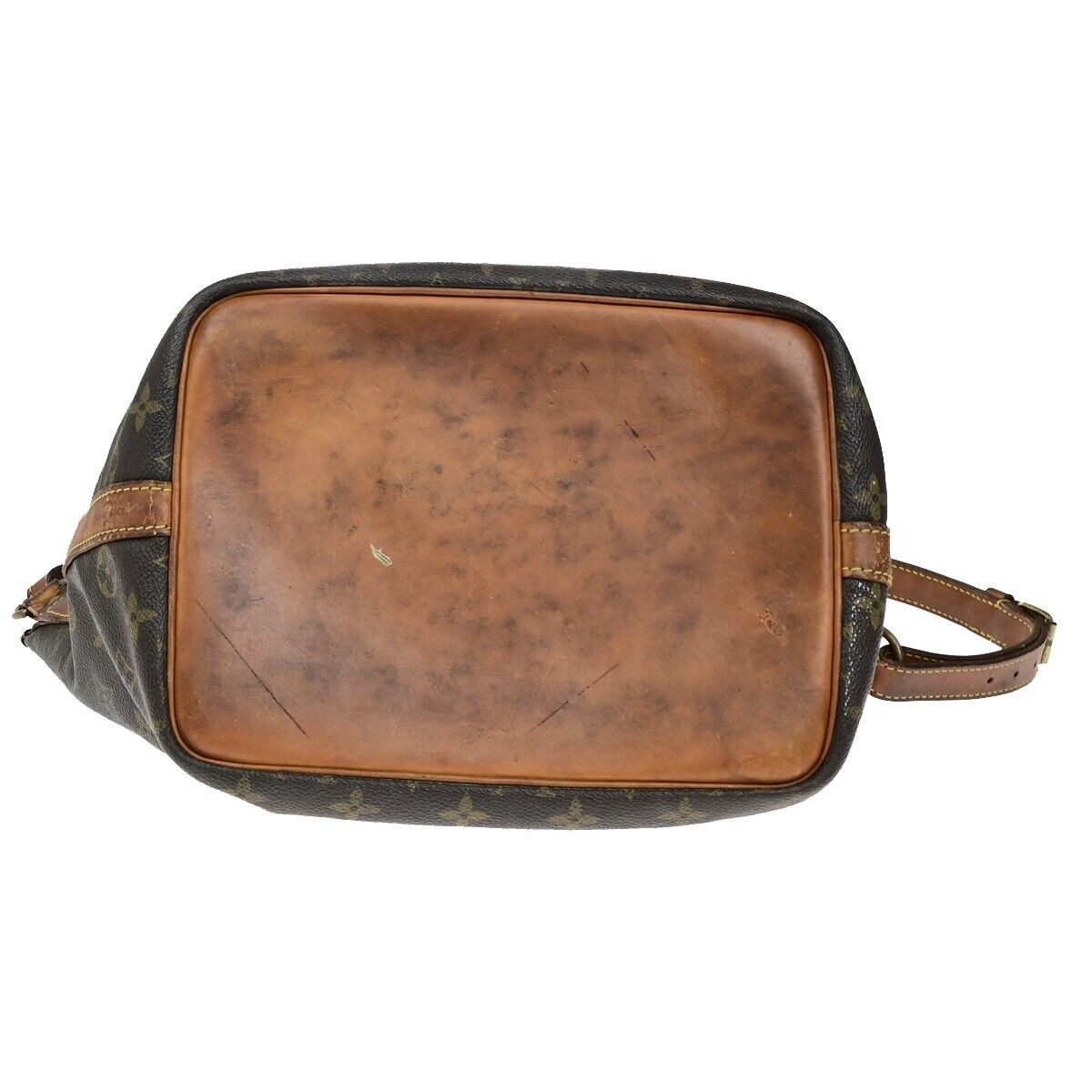 LOUIS VUITTON Petit Noe Drawstring Shoulder Bag Monogram Leather M42226 62ED538