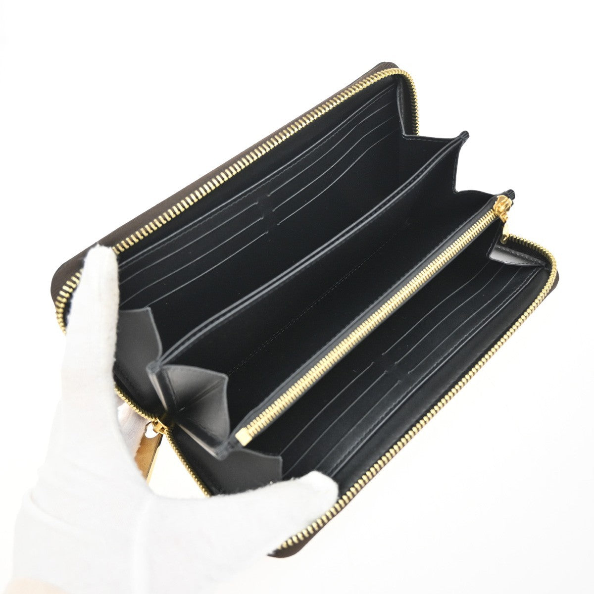 LOUIS VUITTON Zippy Wallet Monogram Giant Reverse Leather Brown M69353 93RF818