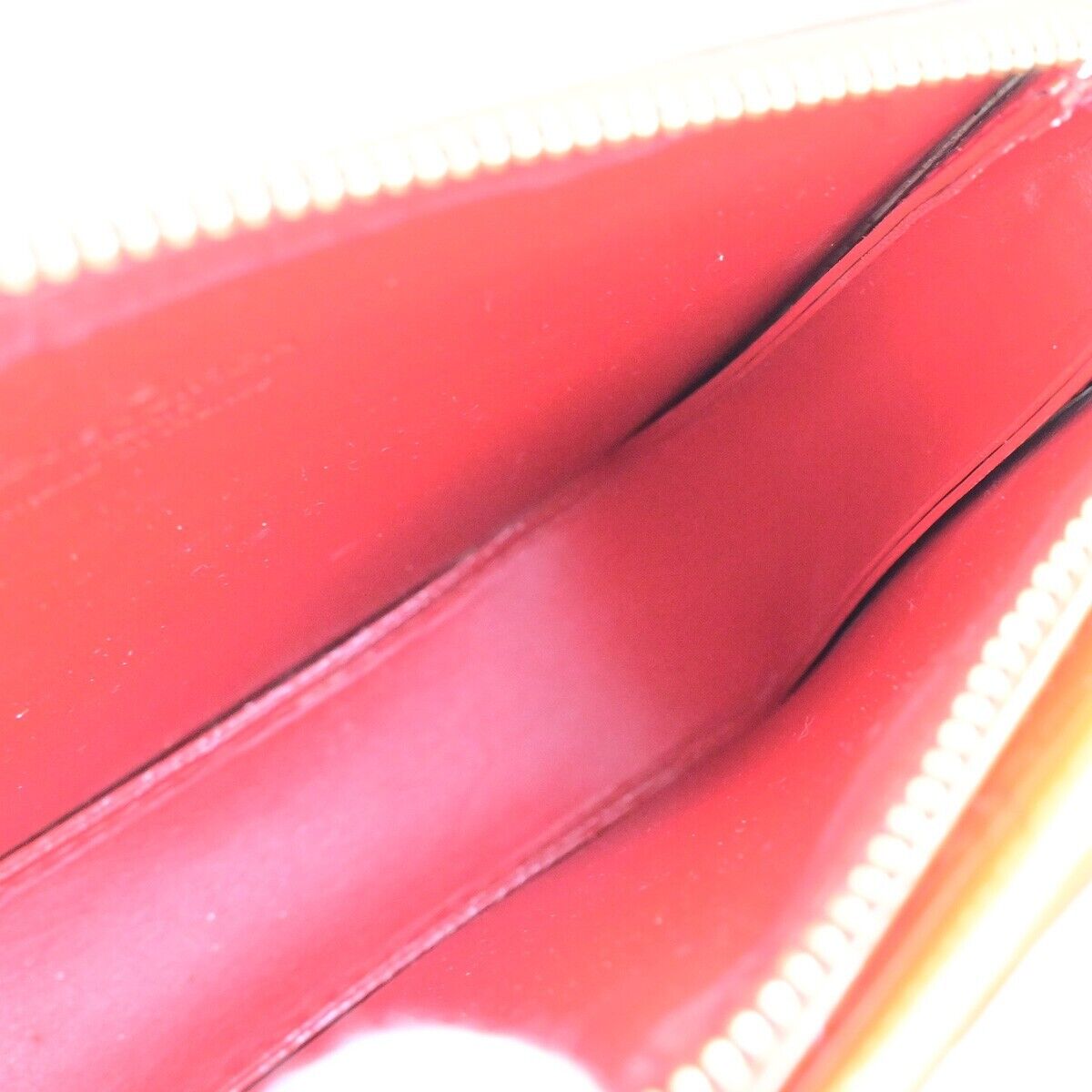 LOUIS VUITTON LV Motto Shoulder Bag Monogram Vernis Leather Red M91137 30FB338