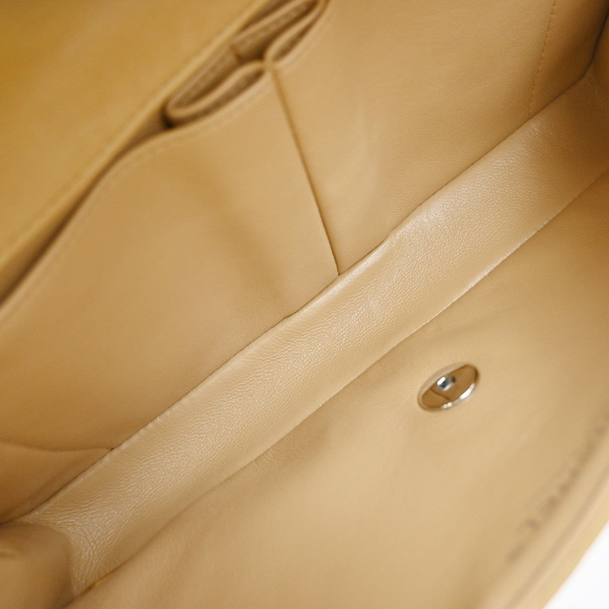 CHANEL CC Logo Matelasse Chain Shoulder Bag Leather Beige GHW 332RP020