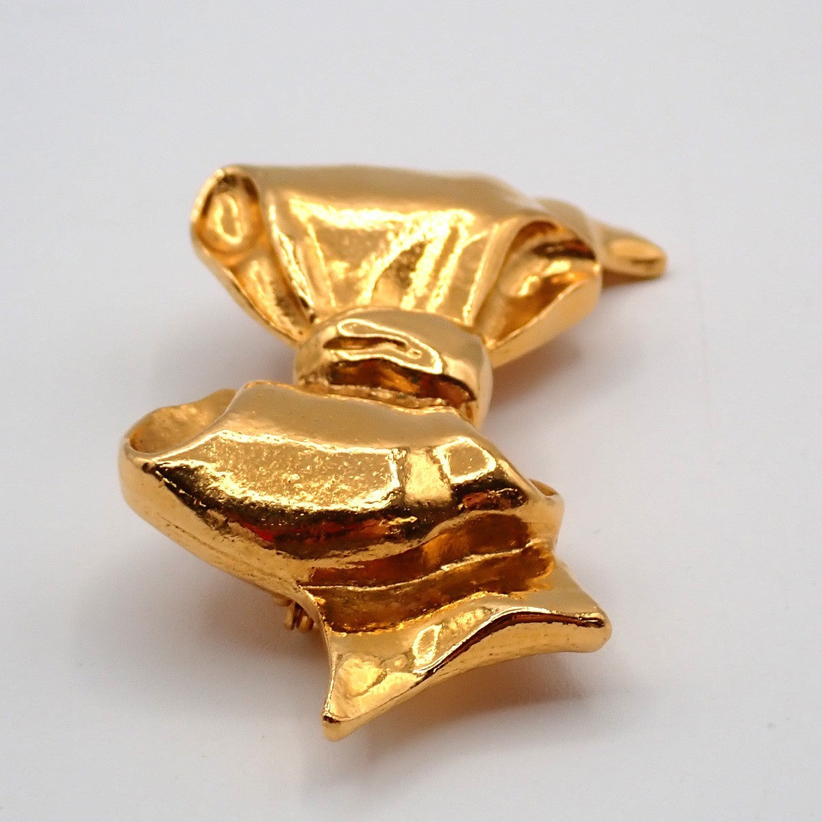 CHANEL CC Ribbon Bow Pin Brooch Gold France Vintage 30KC750
