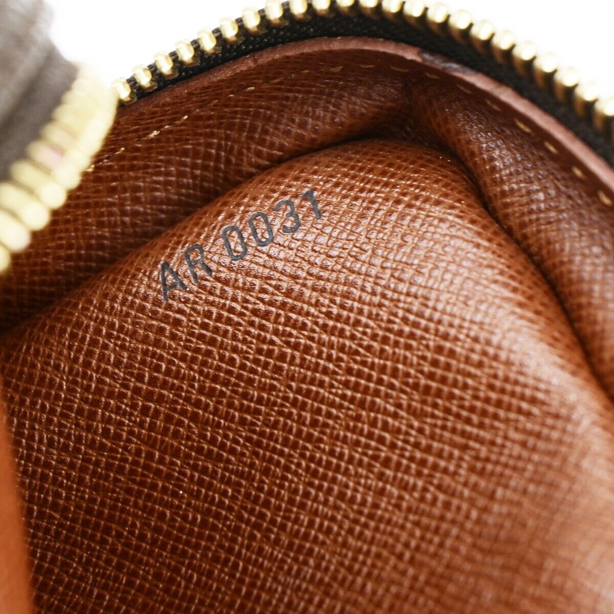 LOUIS VUITTON Amazon Crossbody Shoulder Bag Monogram Leather BN M45236 12RK016