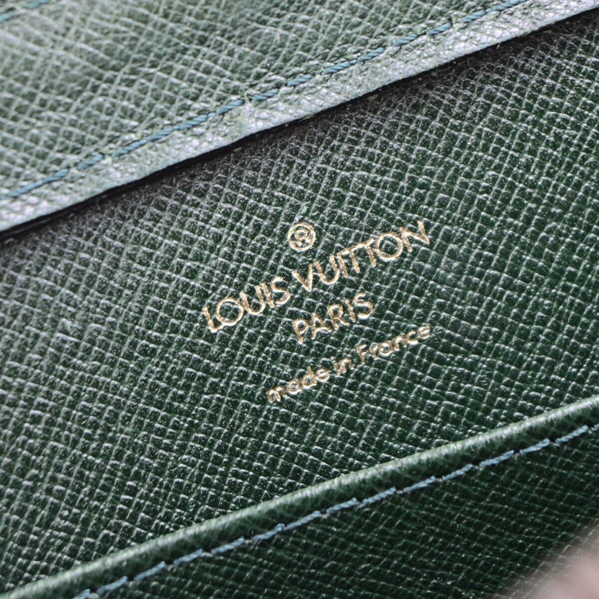 LOUIS VUITTON LV Logo BAIKAL Clutch Hand Bag Taiga Leather Epicea M30184 05EC929