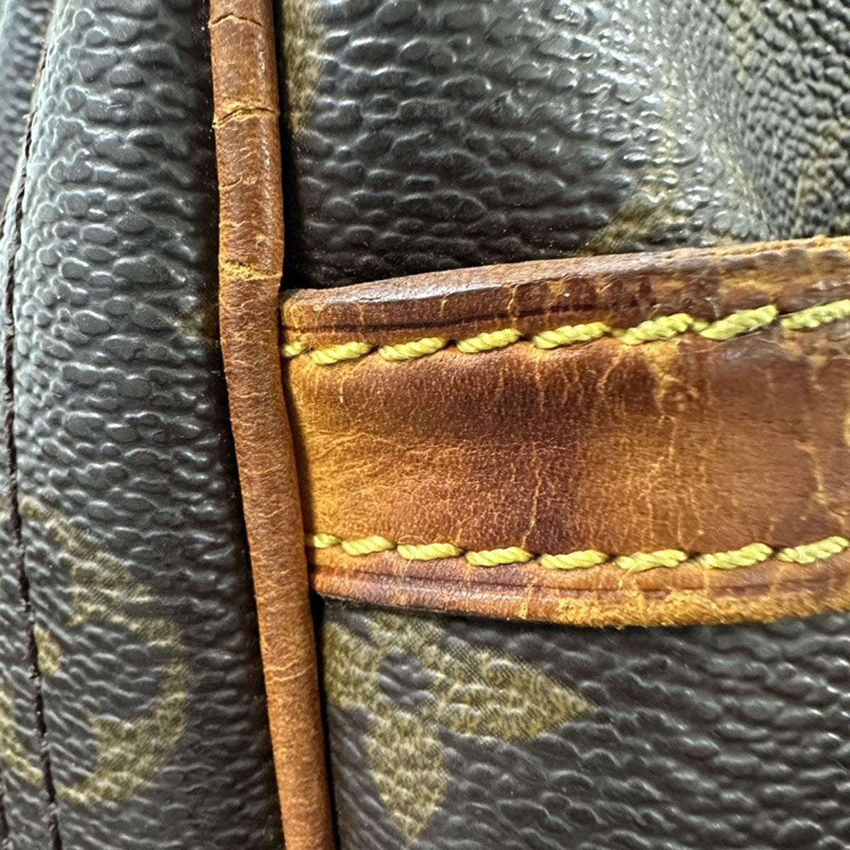 LOUIS VUITTON Reporter PM Crossbody Shoulder Bag Monogram Leather M45254 36CA286