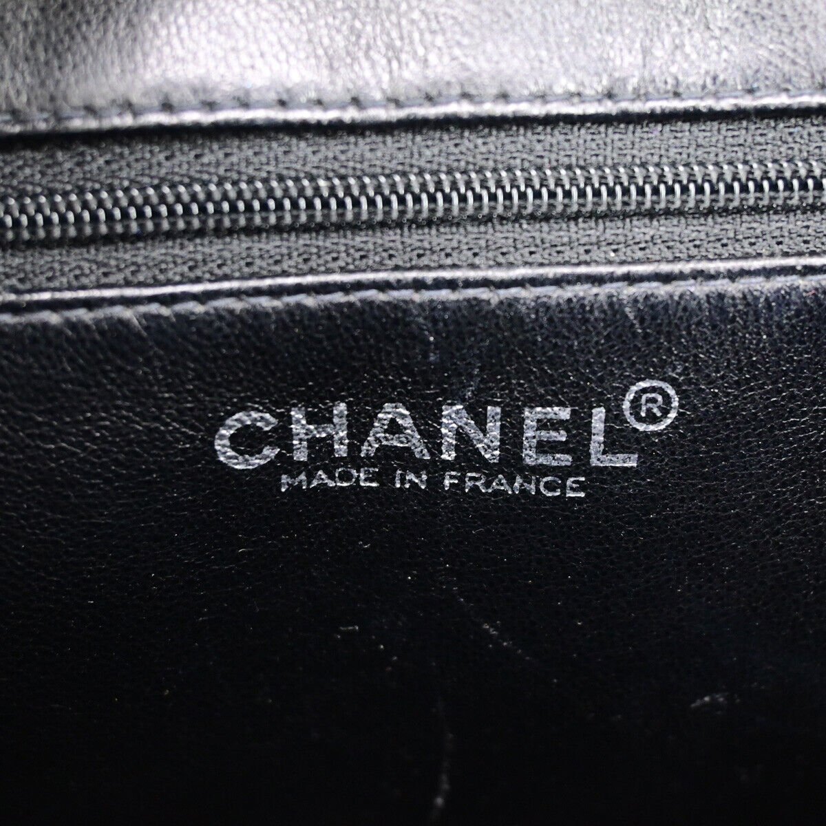 CHANEL CC Medallion Matelasse Shoulder Bag Caviar Skin Leather BK SHW 678RJ970