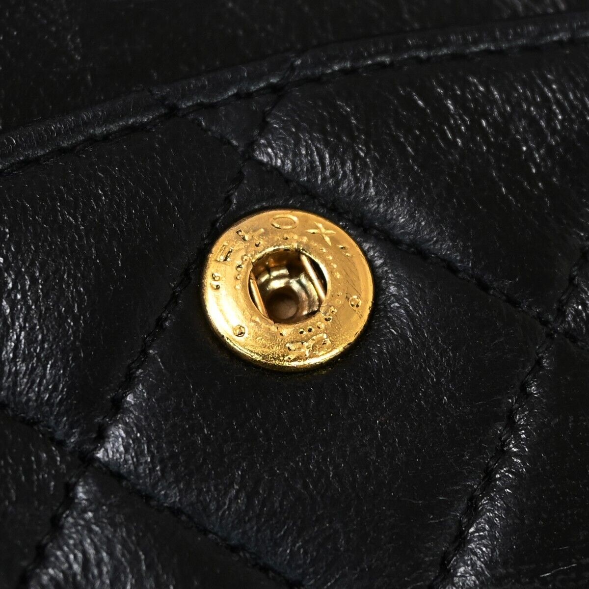 CHANEL CC Matelasse 25 Chain Shoulder Bag Leather Black GHW Vintage 343RH834