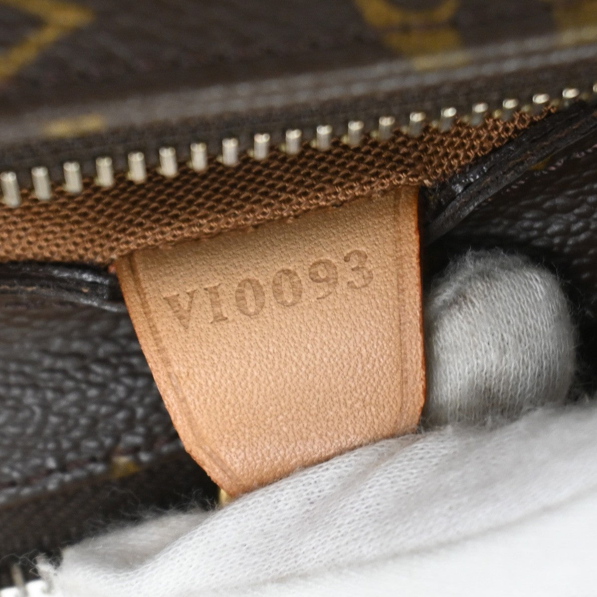 LOUIS VUITTON Cabas Piano Shoulder Bag Monogram Leather Brown M51148 97YJ064