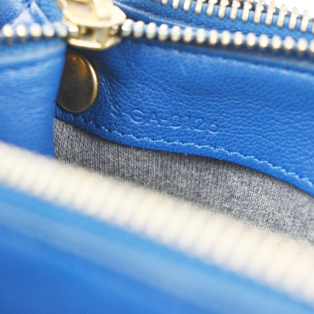 CELINE Logo Trio Crossbody Shoulder Bag Leather Blue Italy 87KP580
