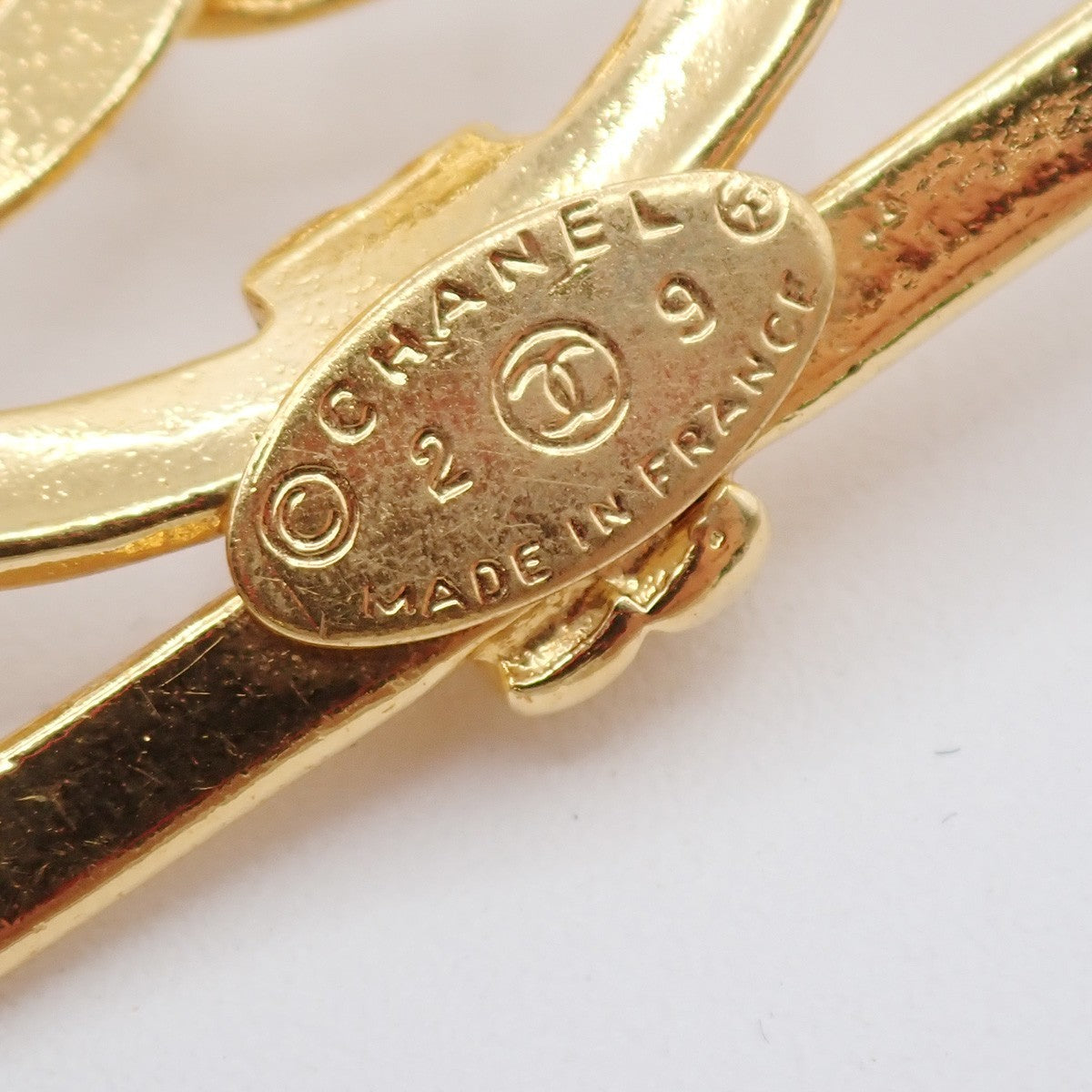 CHANEL CC Logo Square Pin Brooch 29 Gold France Vintage 82RL960