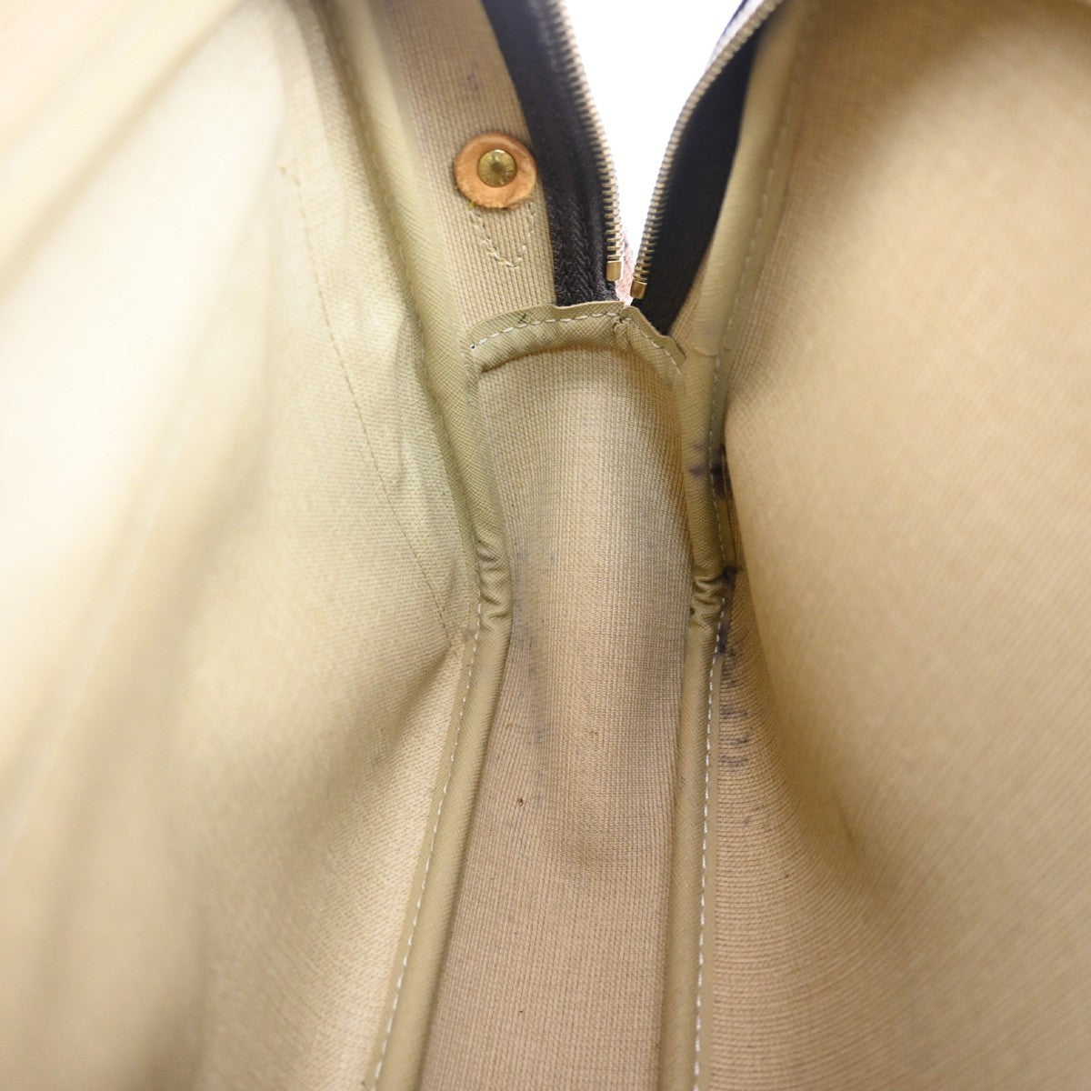 LOUIS VUITTON Reporter PM Crossbody Shoulder Bag Monogram Leather M45254 36CA286
