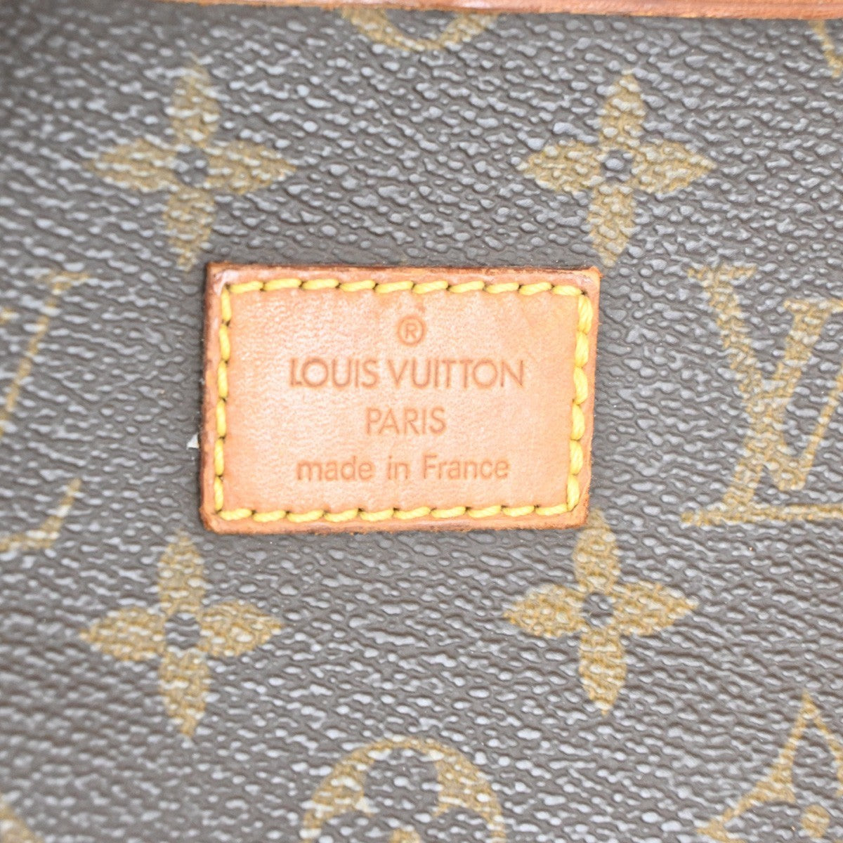 LOUIS VUITTON Saumur 35 Shoulder Bag Monogram Leather BN France M42254 86TA549