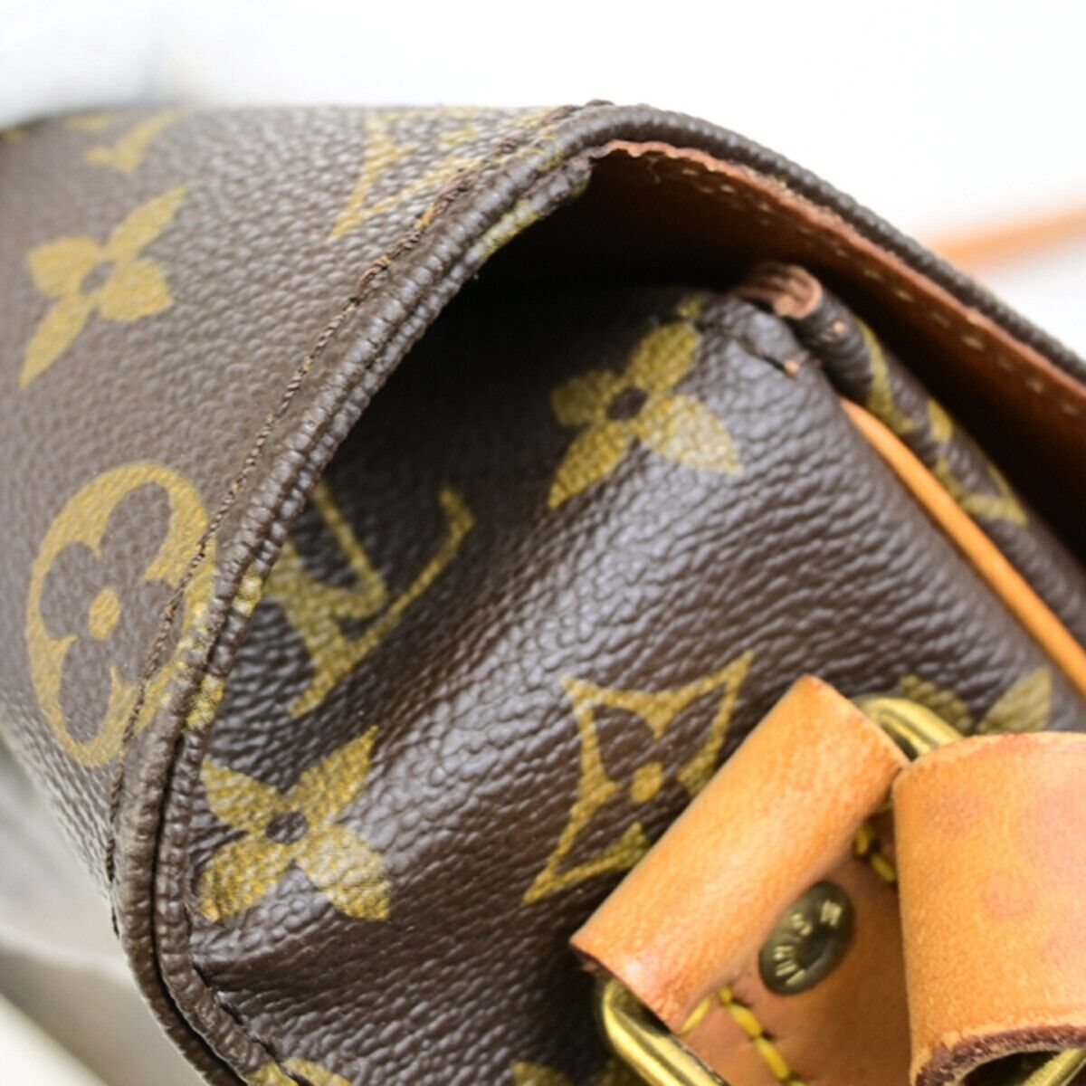 LOUIS VUITTON Cartouchiere GM Shoulder Bag Monogram Leather Brown M51252 31FB343