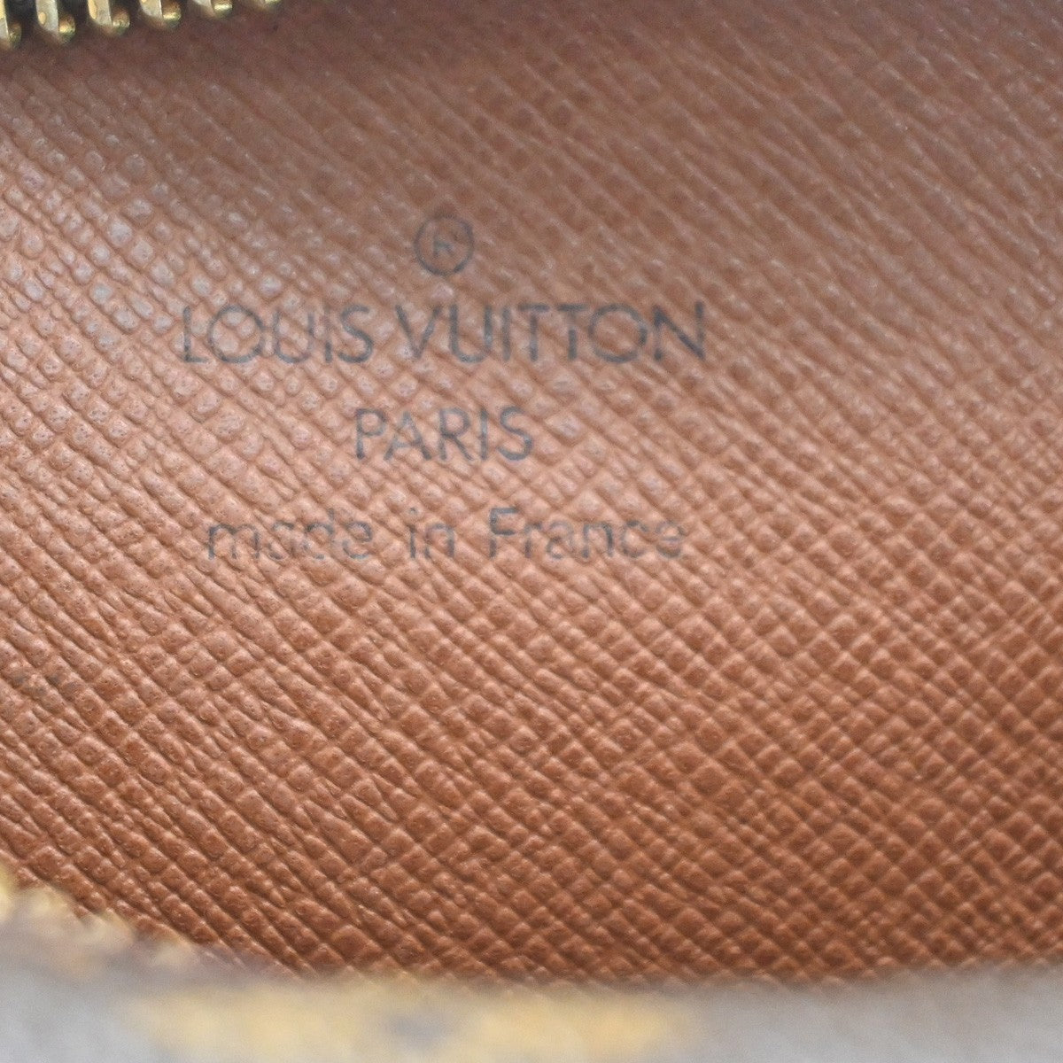 LOUIS VUITTON Amazon Crossbody Shoulder Bag Monogram Leather BN M45236 32PA136