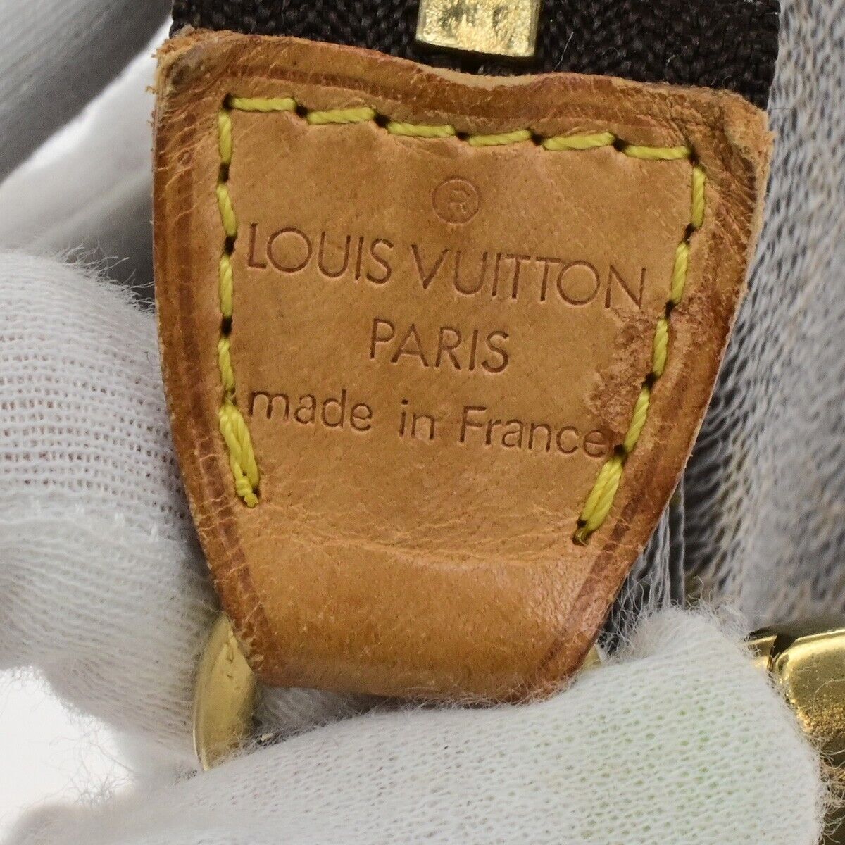 LOUIS VUITTON Pochette Accessoires Hand Bag Monogram Leather BN M51980 82EE115